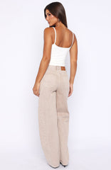 Kiara Mid Rise Barrel Leg Jeans Sesame Wash